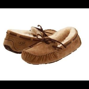 Ugg Dakota Chestnut